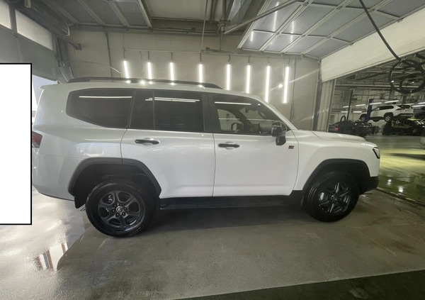 Toyota Land Cruiser cena 130000 przebieg: 300, rok produkcji 2023 z Kraków małe 742